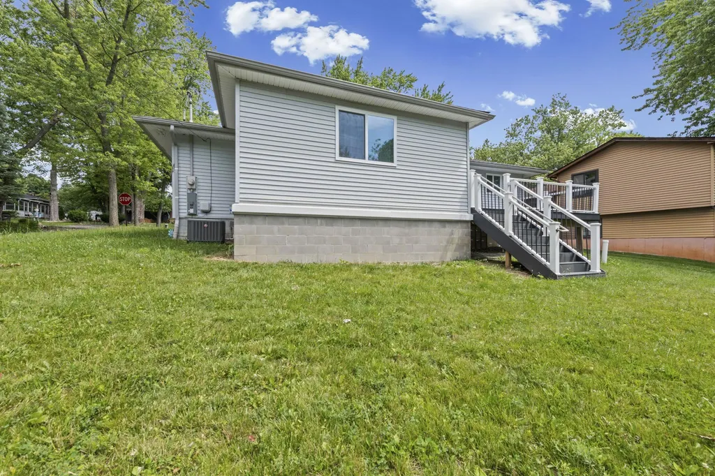 6777 Dandison Boulevard West Bloomfield Charter Township MI 48324