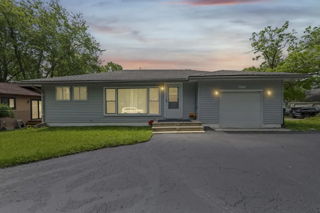 6777 Dandison Boulevard West Bloomfield Charter Township MI 48324