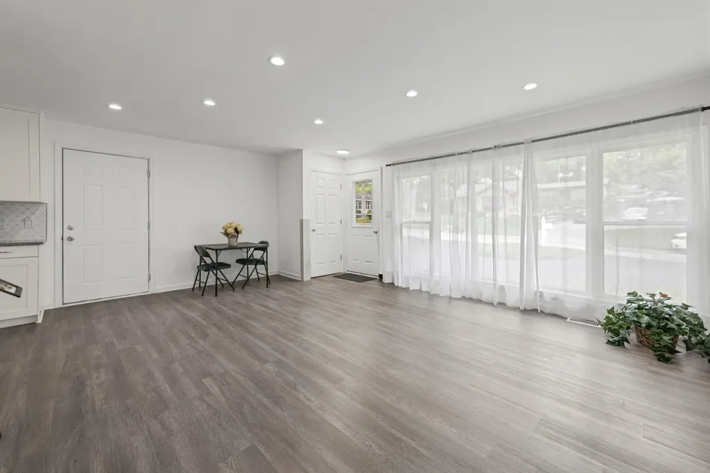 6777 Dandison Boulevard West Bloomfield Charter Township MI 48324