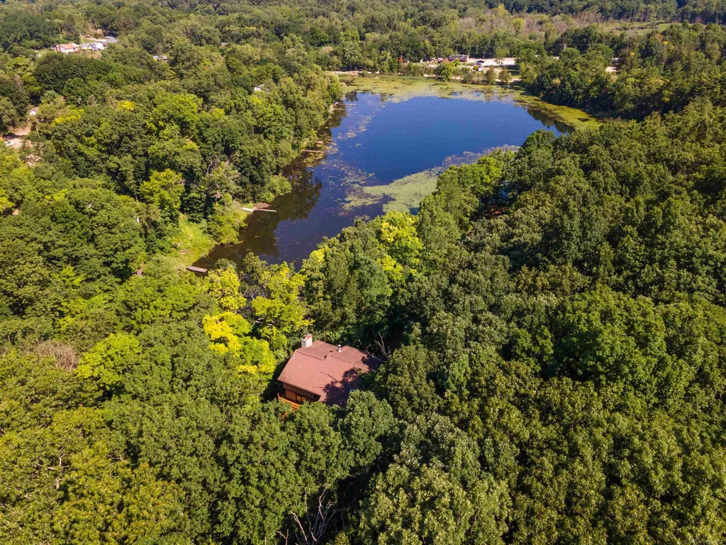 11535 Longden Avenue Pinckney Village MI 48169