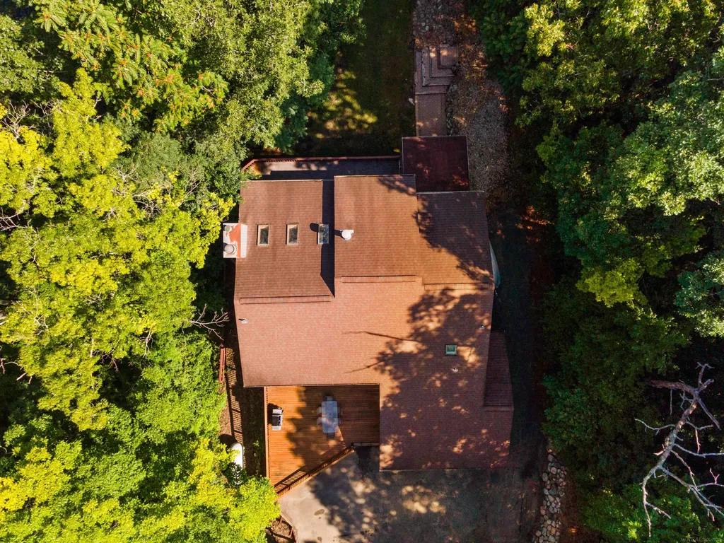 11535 Longden Avenue Pinckney Village MI 48169