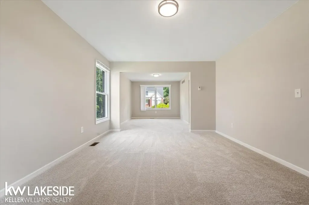 2199 Edgestone Drive Sterling Heights City MI 48314