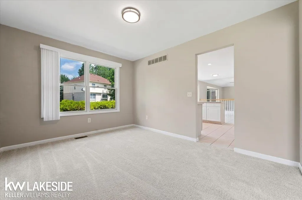 2199 Edgestone Drive Sterling Heights City MI 48314