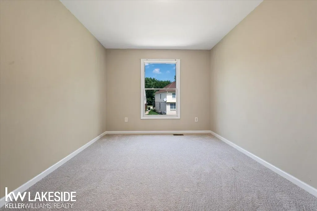 2199 Edgestone Drive Sterling Heights City MI 48314