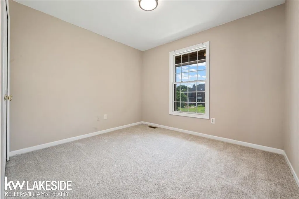 2199 Edgestone Drive Sterling Heights City MI 48314