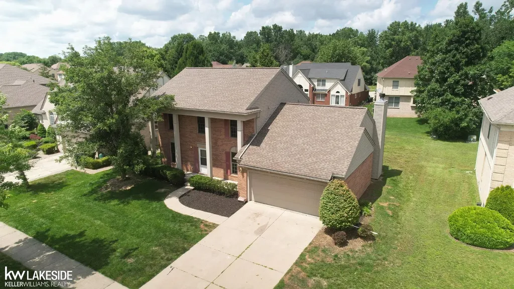 2199 Edgestone Drive Sterling Heights City MI 48314