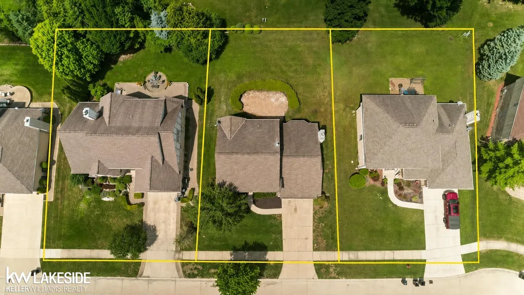 2199 Edgestone Drive Sterling Heights City MI 48314