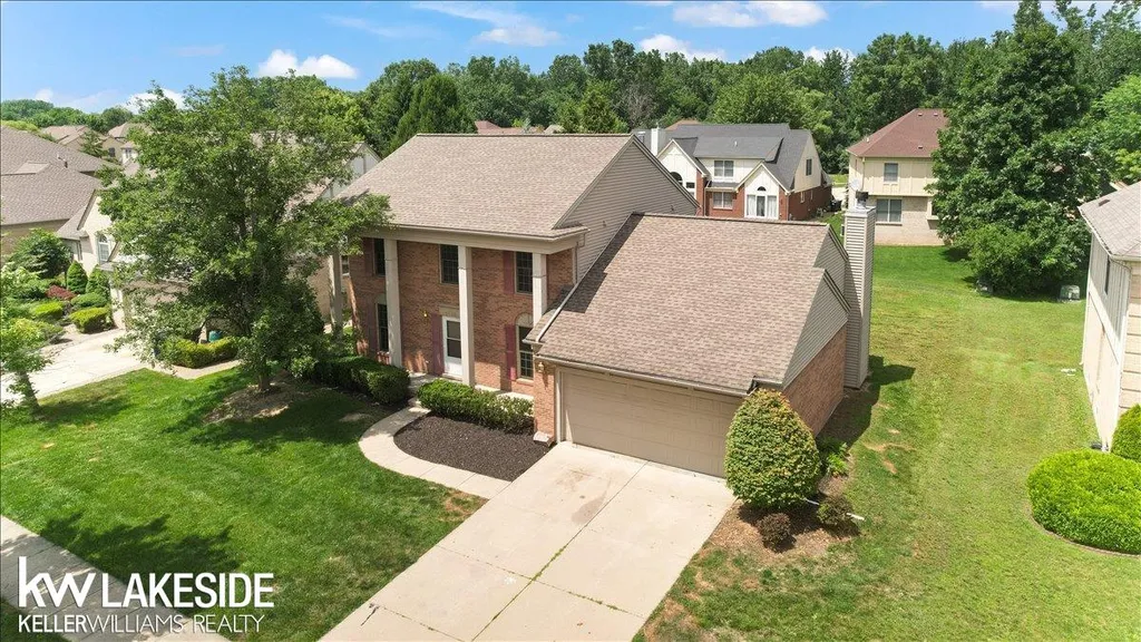 2199 Edgestone Drive Sterling Heights City MI 48314