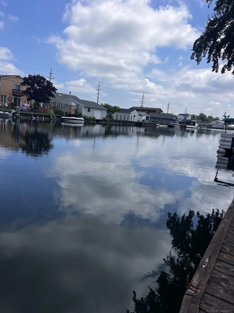 6336 Marina Drive Clay Township MI 48001