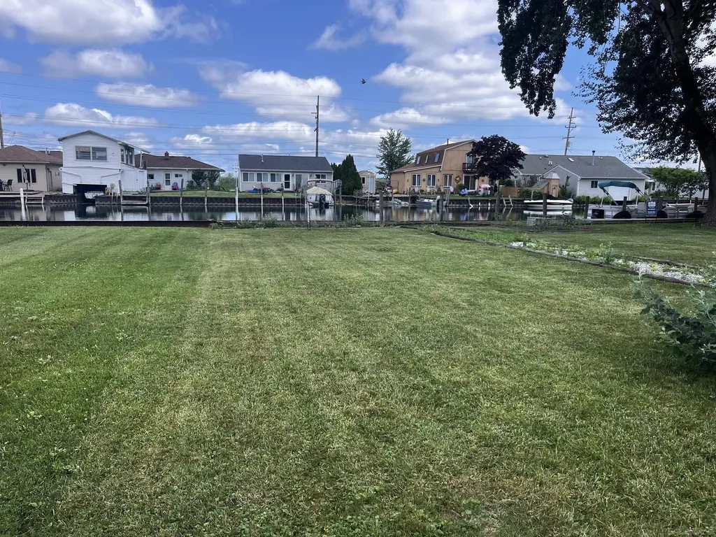 6336 Marina Drive Clay Township MI 48001