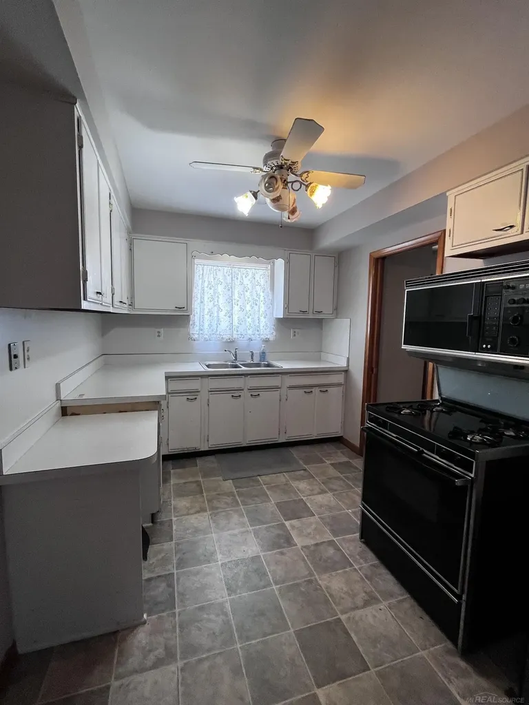 6336 Marina Drive Clay Township MI 48001