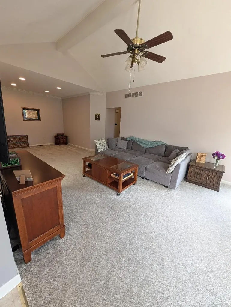 30592 Lynn Ct Court Chesterfield Township MI 48051
