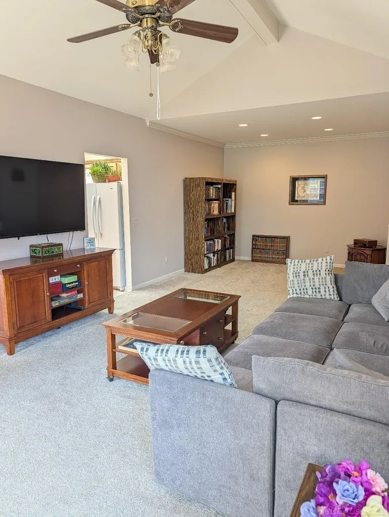 30592 Lynn Ct Court Chesterfield Township MI 48051