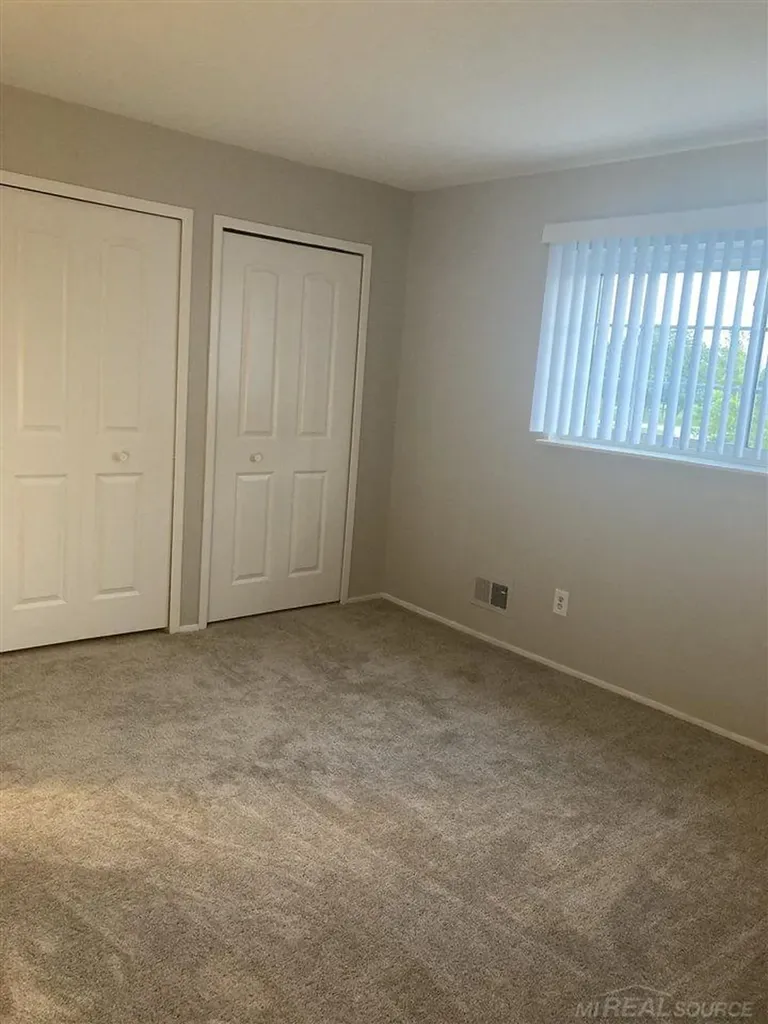 12090 15 Mile Road Sterling Heights City MI 48312