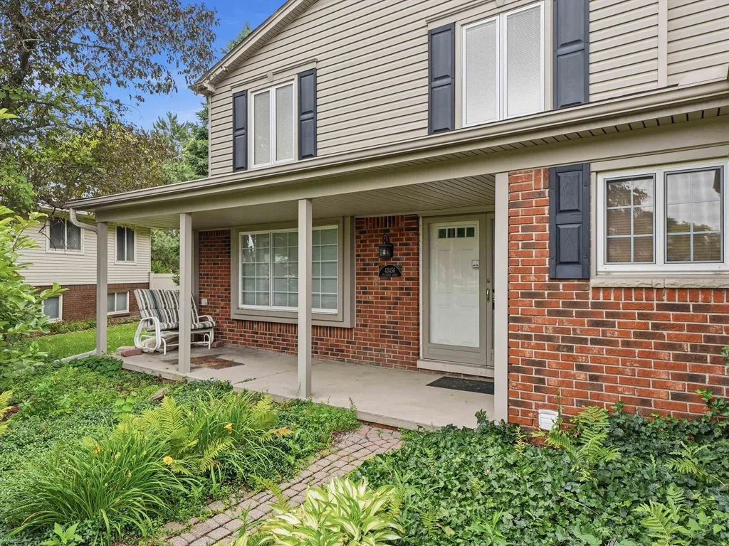 43456 Hillcrest Drive Sterling Heights City MI 48313
