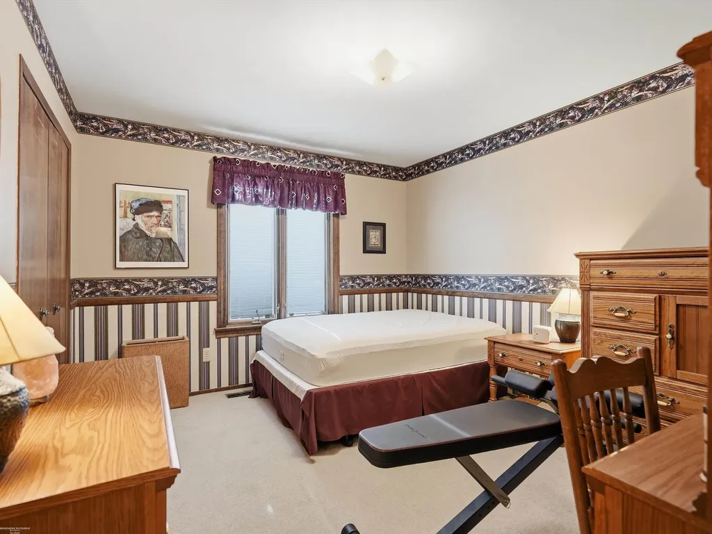 43456 Hillcrest Drive Sterling Heights City MI 48313
