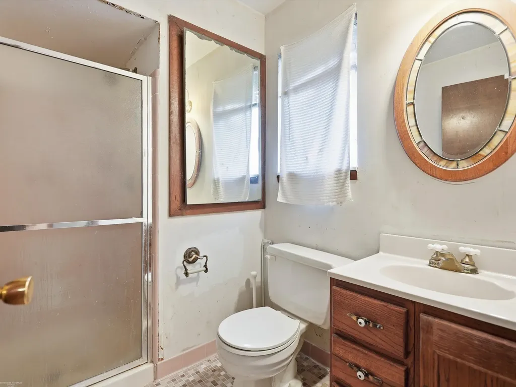 43456 Hillcrest Drive Sterling Heights City MI 48313