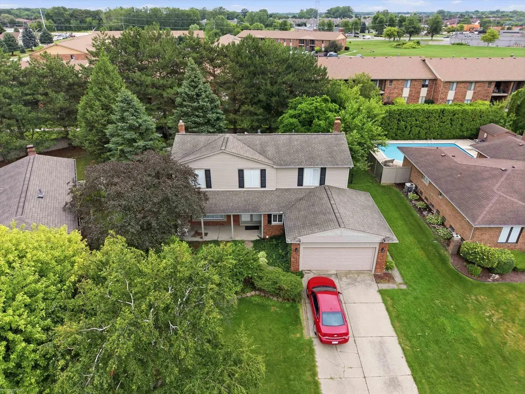 43456 Hillcrest Drive Sterling Heights City MI 48313
