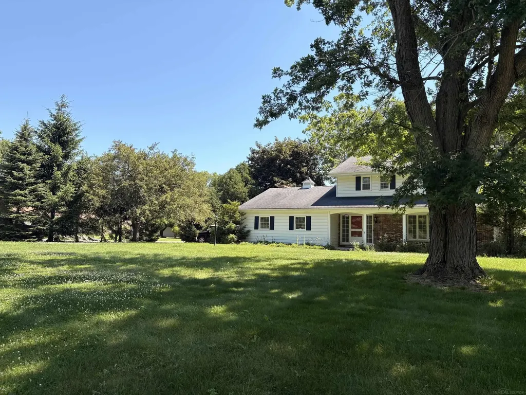 255 Worth Street Sandusky City MI 48471