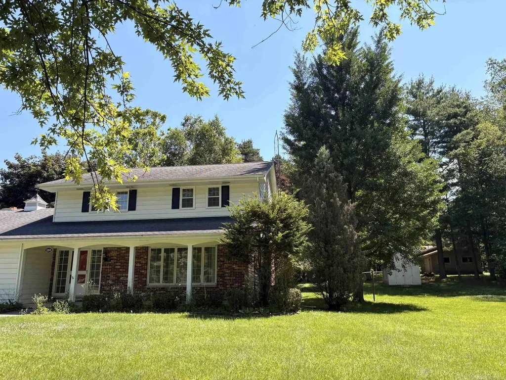 255 Worth Street Sandusky City MI 48471