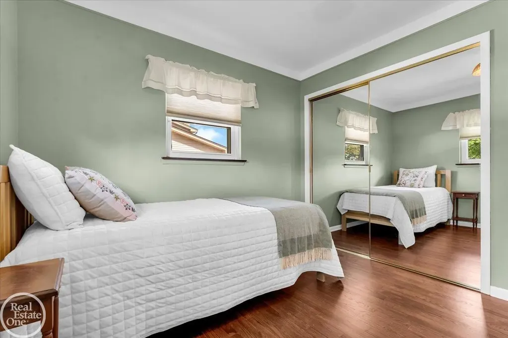 6534 Donnybrook Drive Shelby Charter Township MI 48316