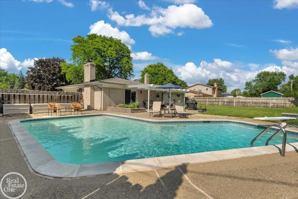 6534 Donnybrook Drive Shelby Charter Township MI 48316