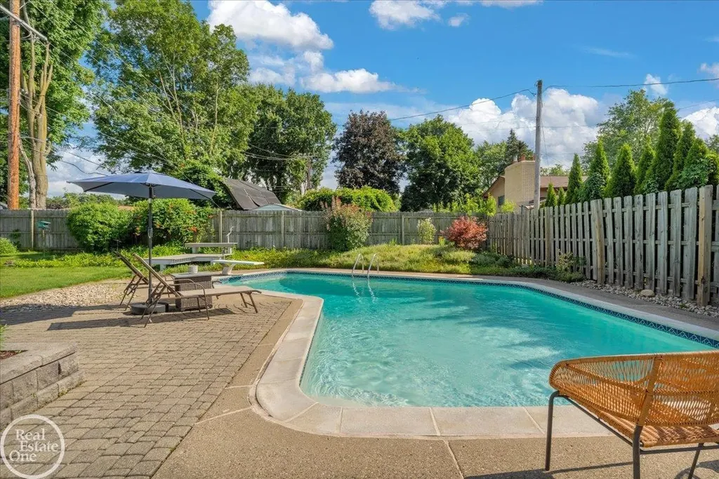 6534 Donnybrook Drive Shelby Charter Township MI 48316