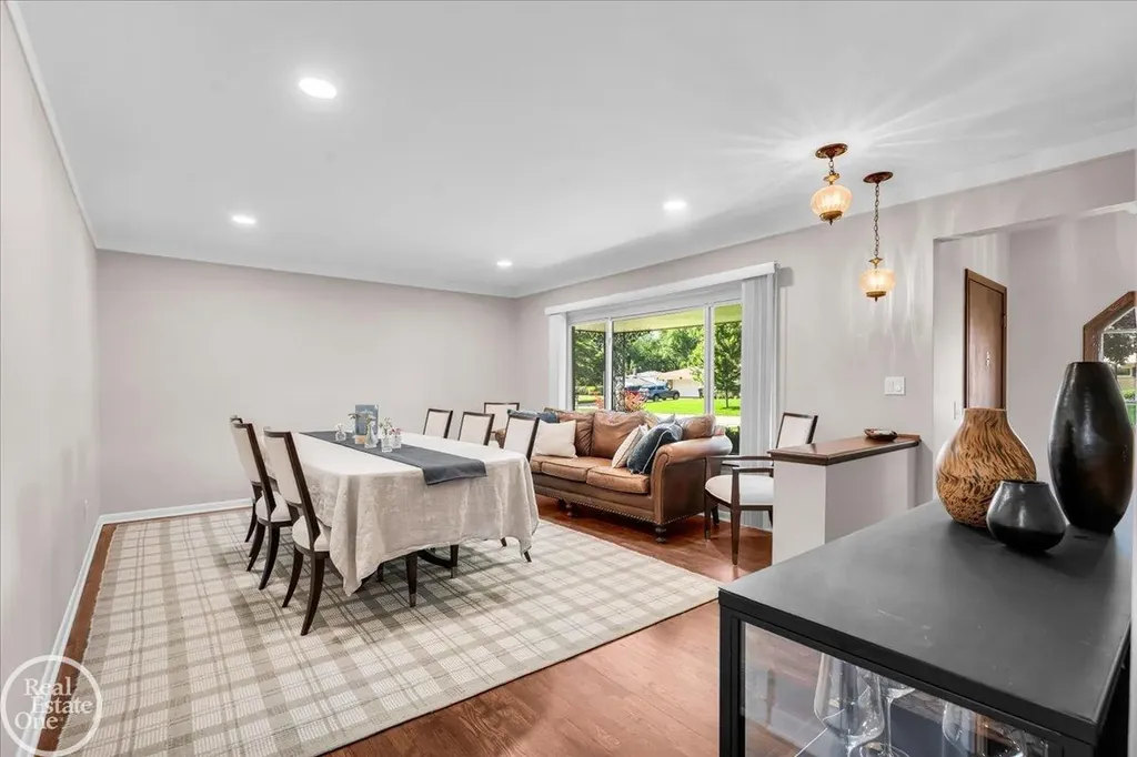 6534 Donnybrook Drive Shelby Charter Township MI 48316