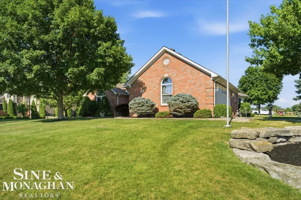 1001 S River Pointe Lane St. Clair Township MI 48079