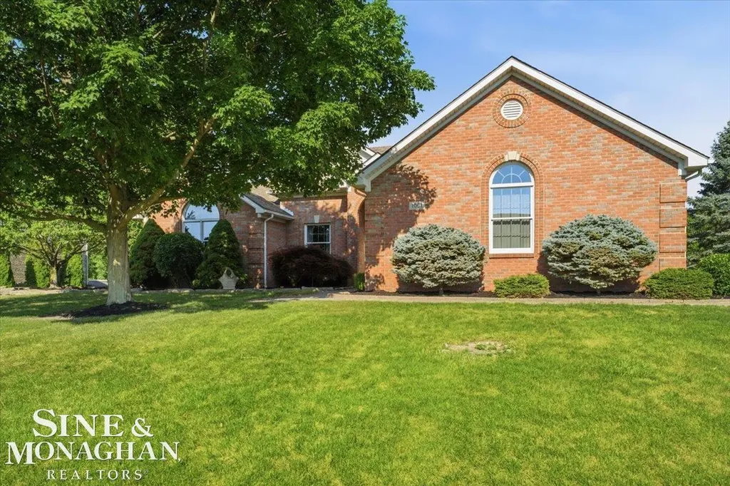 1001 S River Pointe Lane St. Clair Township MI 48079
