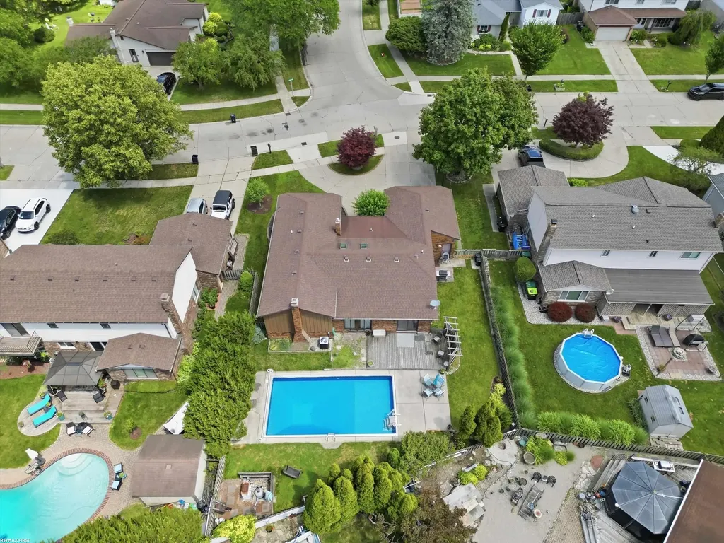 14604 Lakeshore Drive Sterling Heights City MI 48313