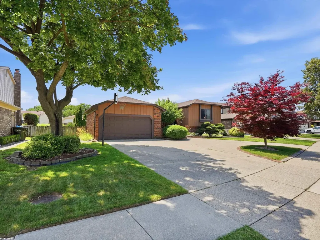 14604 Lakeshore Drive Sterling Heights City MI 48313