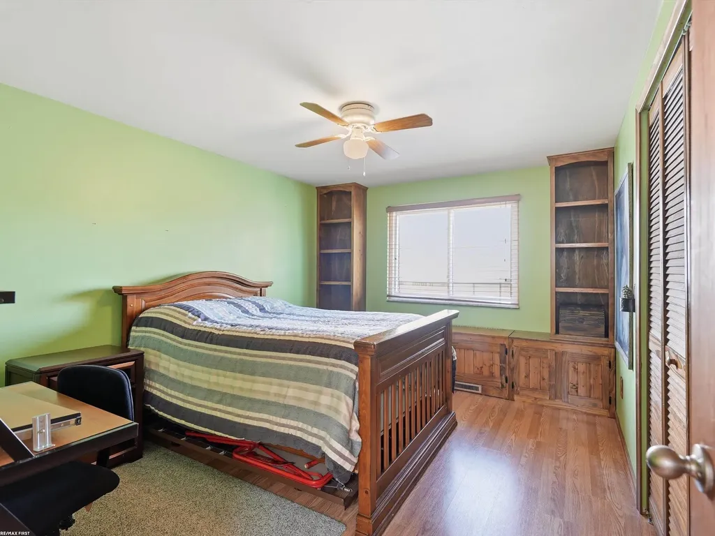 14604 Lakeshore Drive Sterling Heights City MI 48313