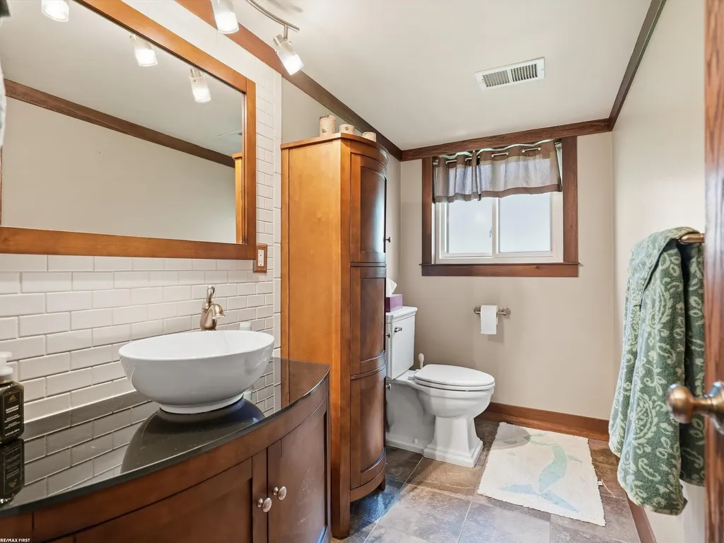 14604 Lakeshore Drive Sterling Heights City MI 48313