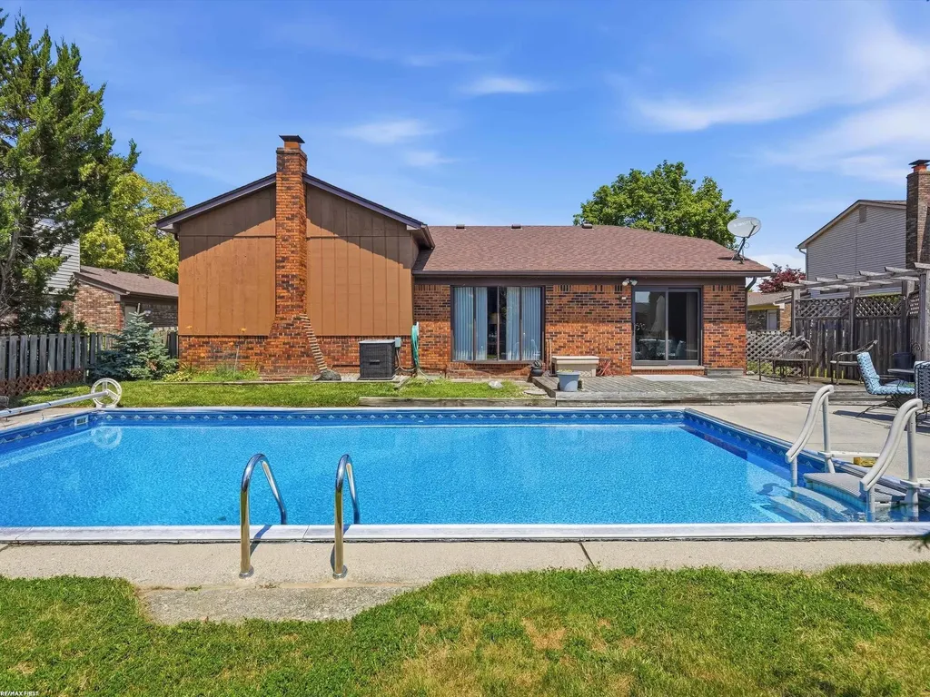 14604 Lakeshore Drive Sterling Heights City MI 48313