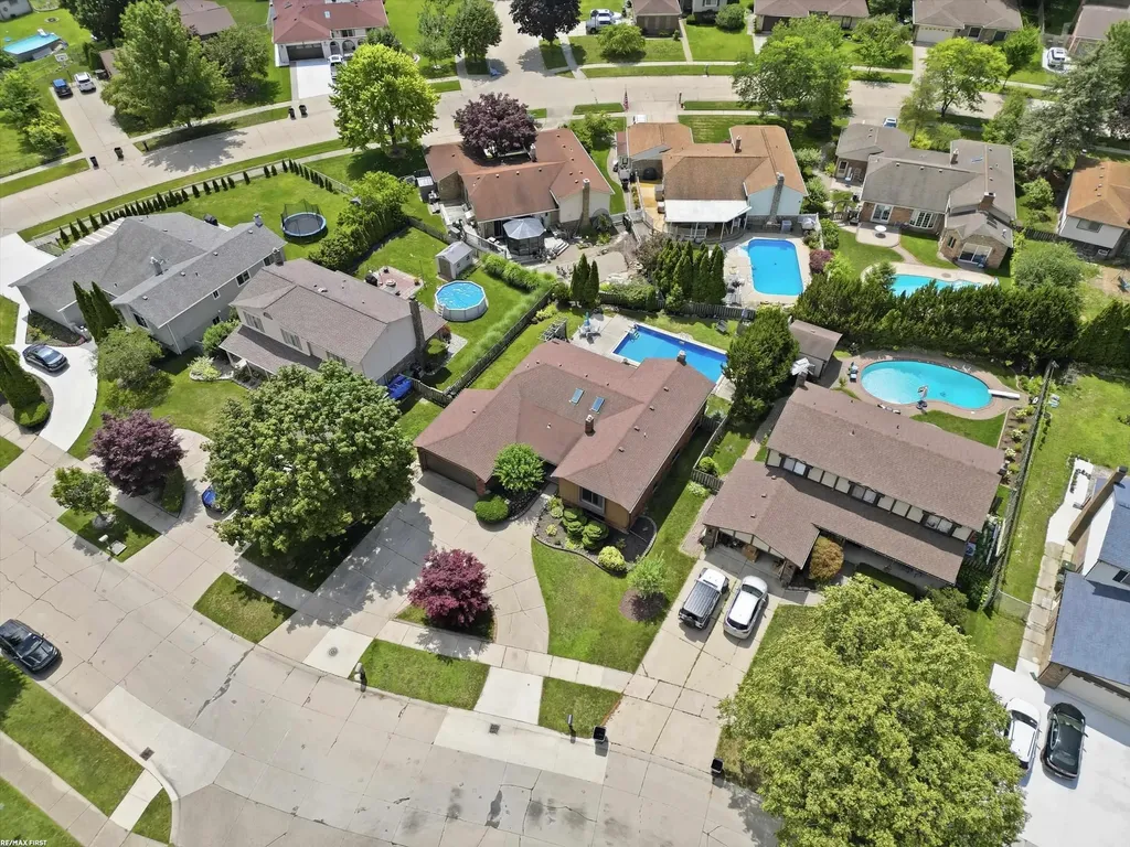 14604 Lakeshore Drive Sterling Heights City MI 48313