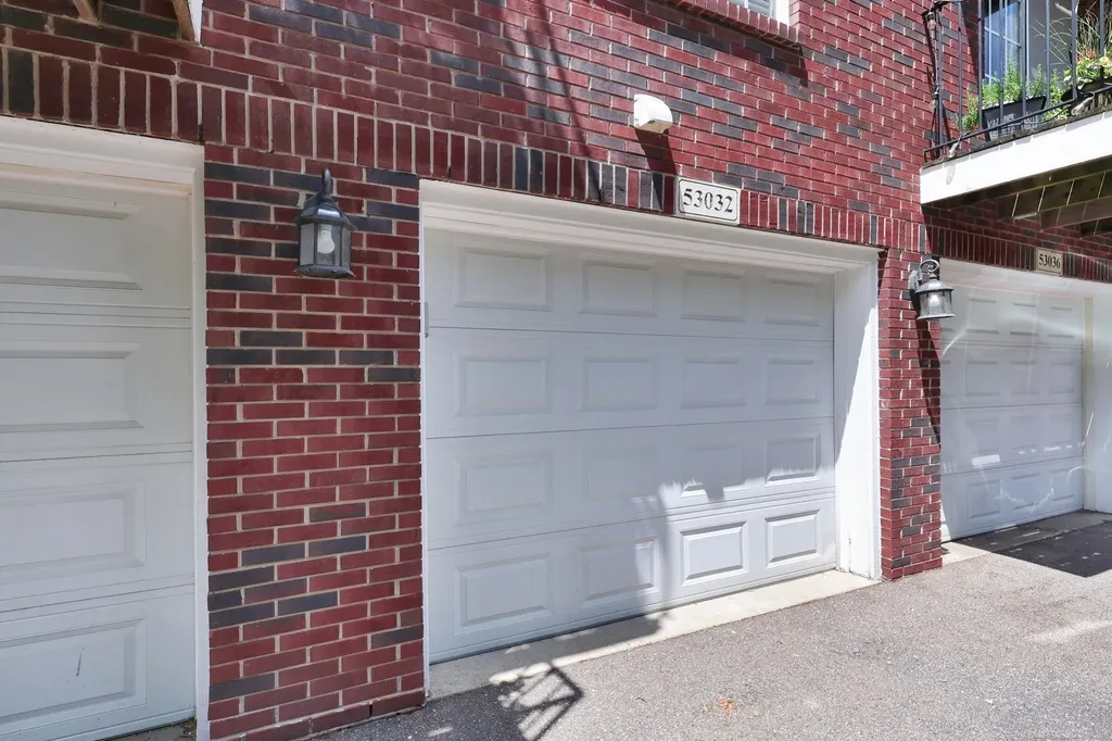 53032 Providence Drive Shelby Charter Township MI 48315
