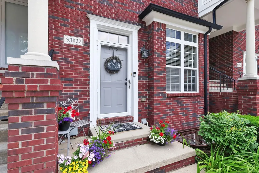 53032 Providence Drive Shelby Charter Township MI 48315