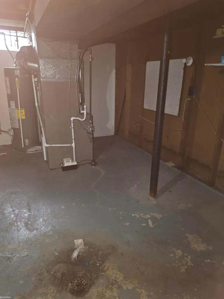 488 Bay Street Pontiac City MI 48342