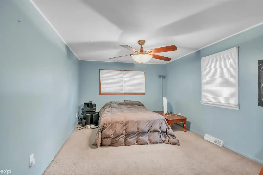 702 Bay Road Bangor Charter Township MI 48706