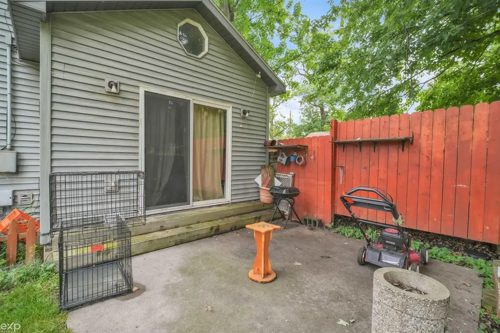 702 Bay Road Bangor Charter Township MI 48706