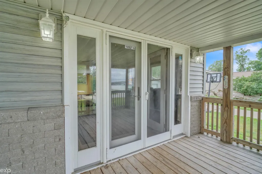 702 Bay Road Bangor Charter Township MI 48706