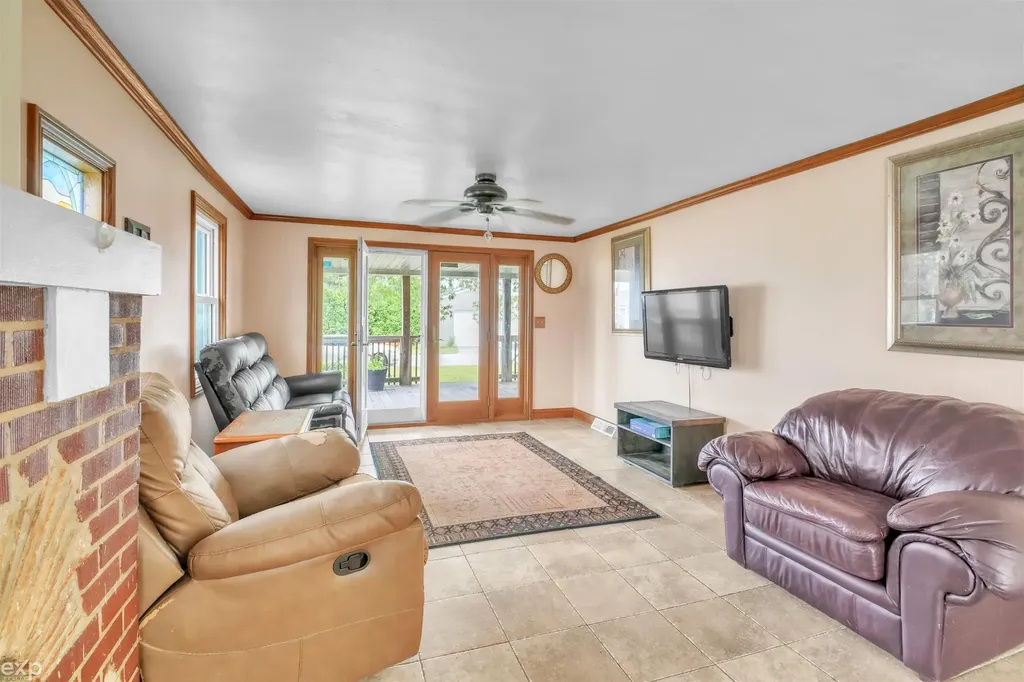 702 Bay Road Bangor Charter Township MI 48706