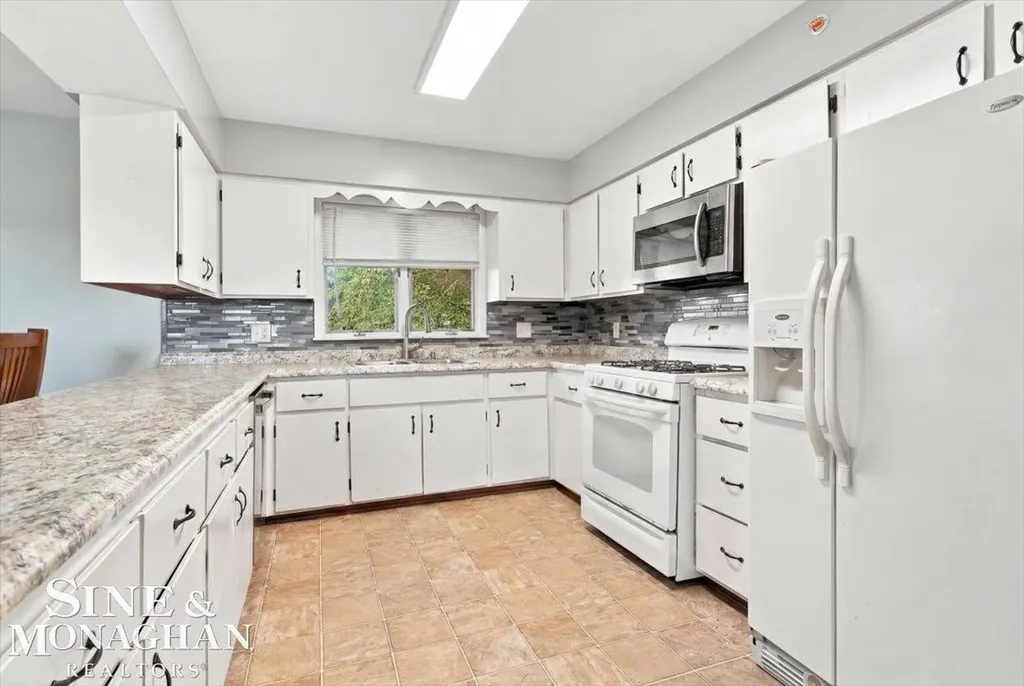 7887 Slattery Road Burlington Township MI 48416