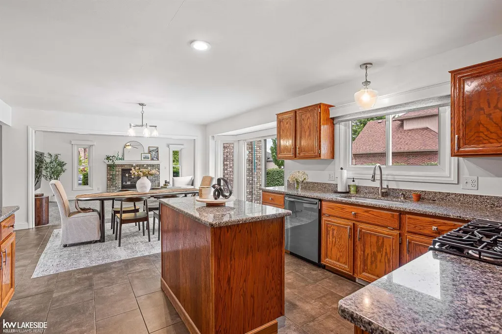 19773 Prince Drive Macomb Township MI 48044