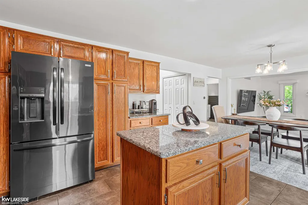 19773 Prince Drive Macomb Township MI 48044