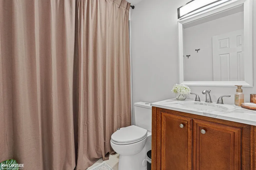 19773 Prince Drive Macomb Township MI 48044