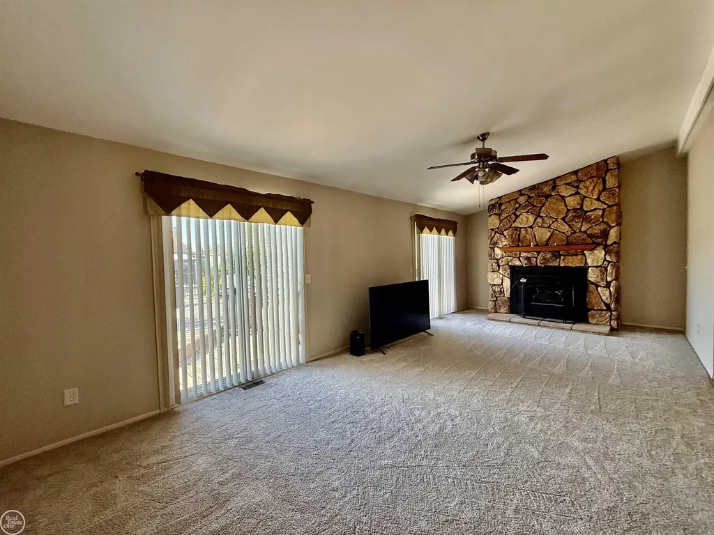 25806 Rose Street Chesterfield Township MI 48051