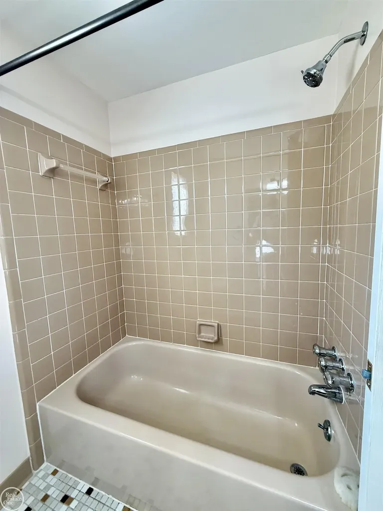 25806 Rose Street Chesterfield Township MI 48051