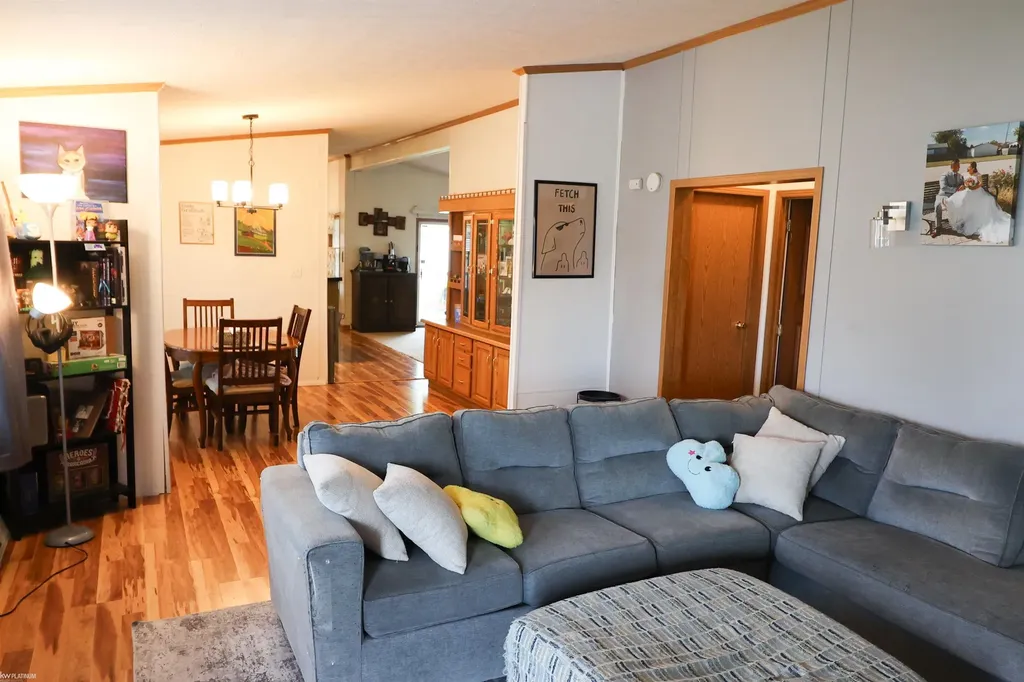23157 Grey Gables Drive Clinton Charter Township MI 48036